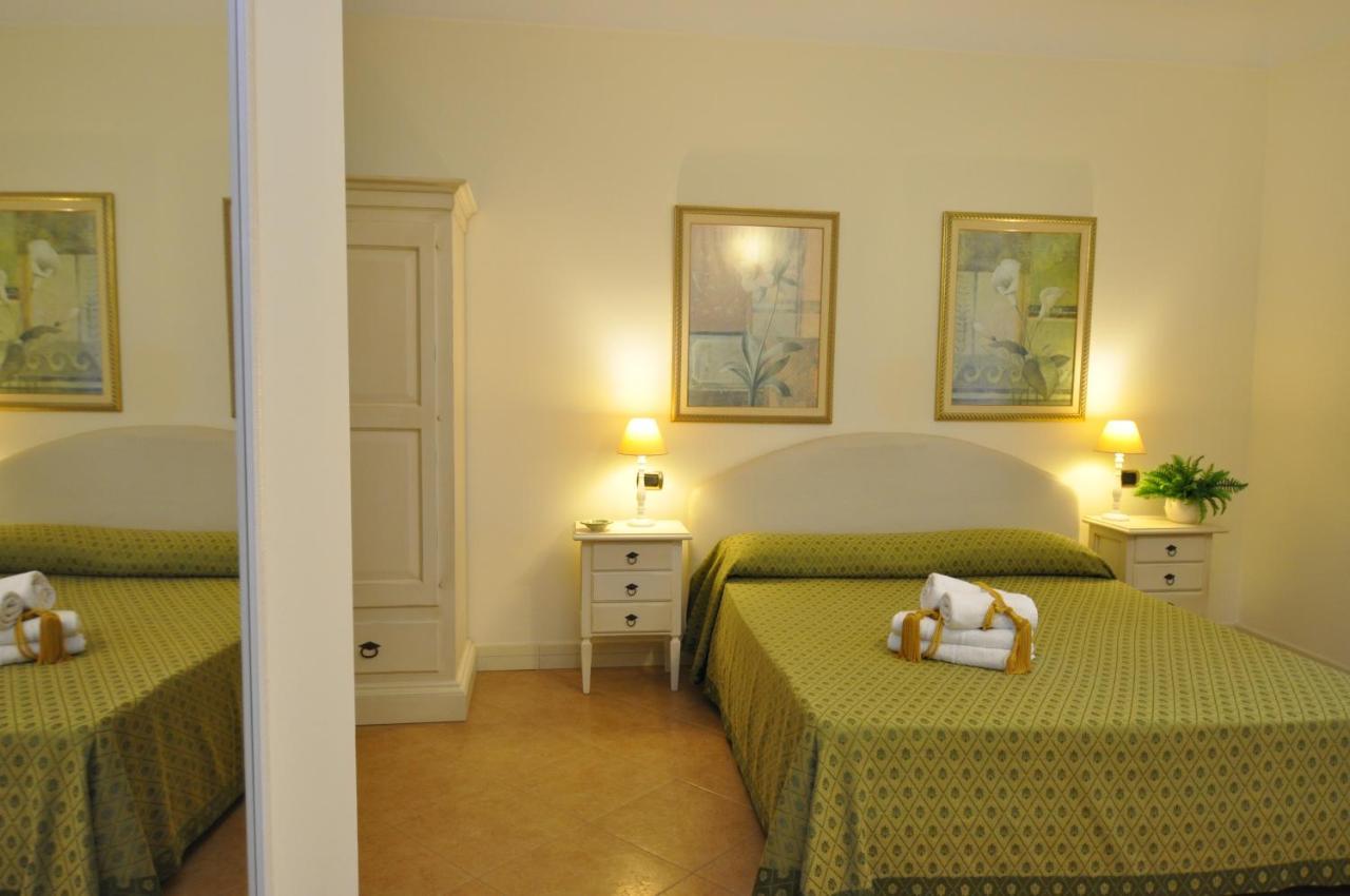 Villa Marcella Room ปอร์โตเชซาเรโอ ภายนอก รูปภาพ